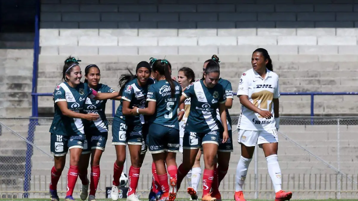 Puebla femenil le pega 1-0 a Pumas en CU